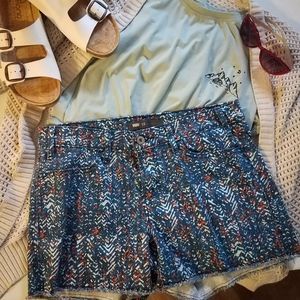 Levi's geometric patterned shorts.